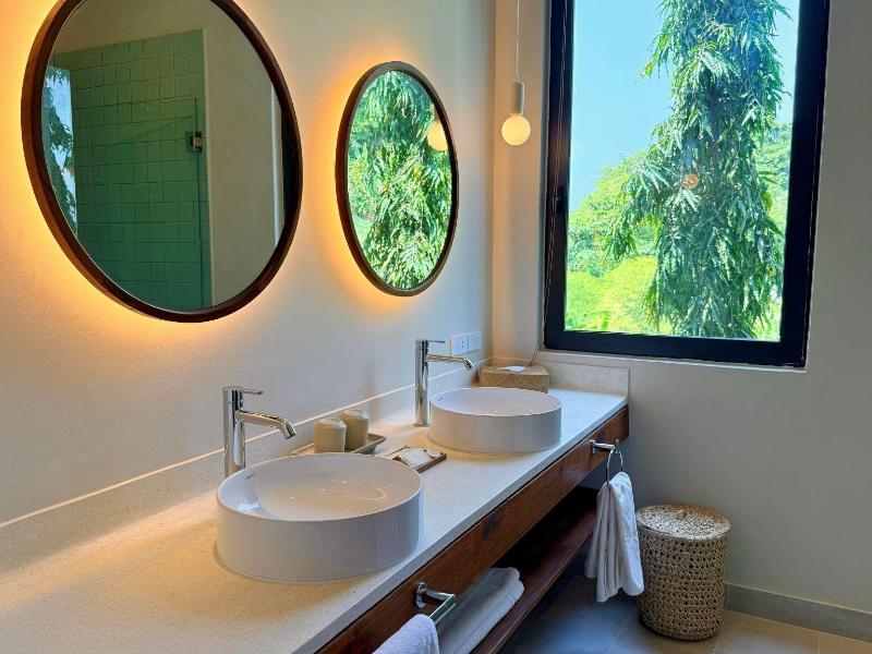 Baan Jai Dee Studio Apartments image