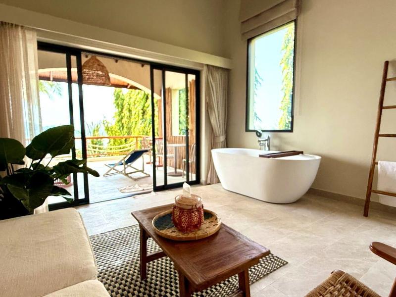 Baan Jai Dee Studio Apartments image