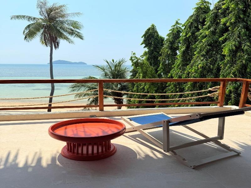 Baan Jai Dee Studio Apartments image