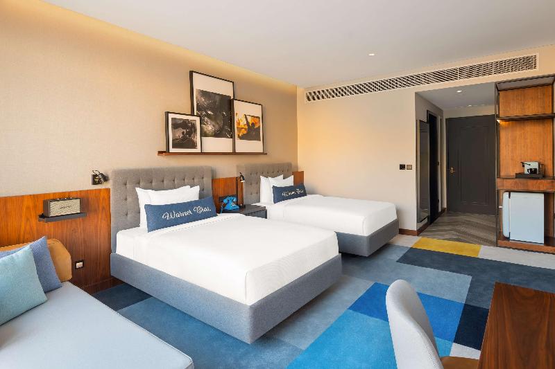 The Wb Abu Dhabi, Curio Collection By Hilton image