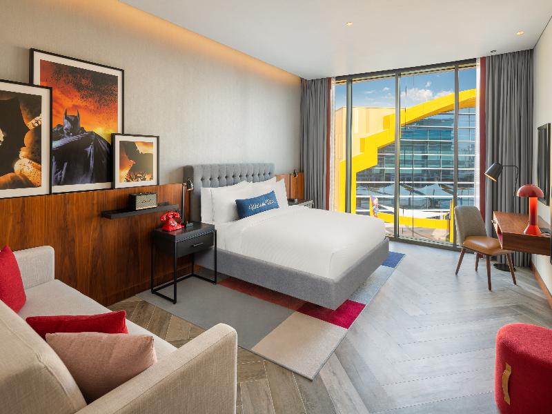 The Wb Abu Dhabi, Curio Collection By Hilton image