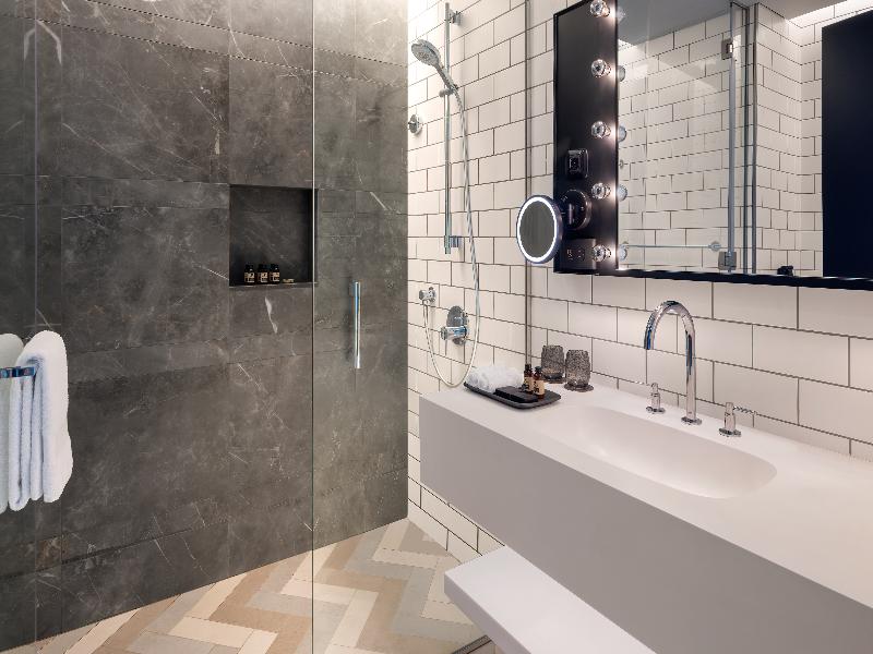 The Wb Abu Dhabi, Curio Collection By Hilton image