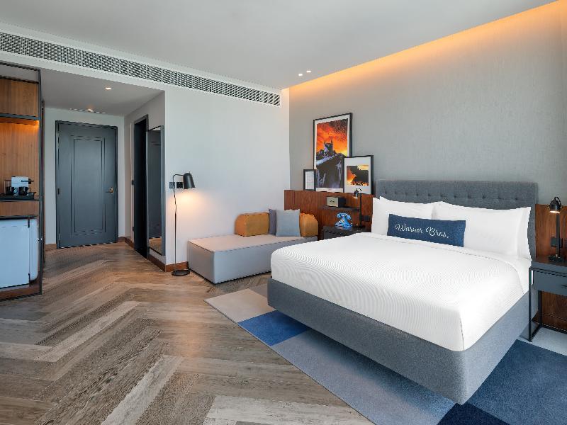 The Wb Abu Dhabi, Curio Collection By Hilton image