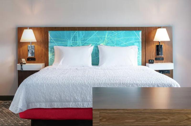 Hampton Inn & Suites Ontario Rancho Cucamonga image