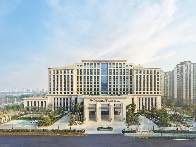 Doubletree By Hilton Quzhou image