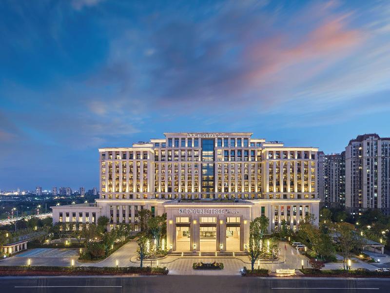 Doubletree By Hilton Quzhou image