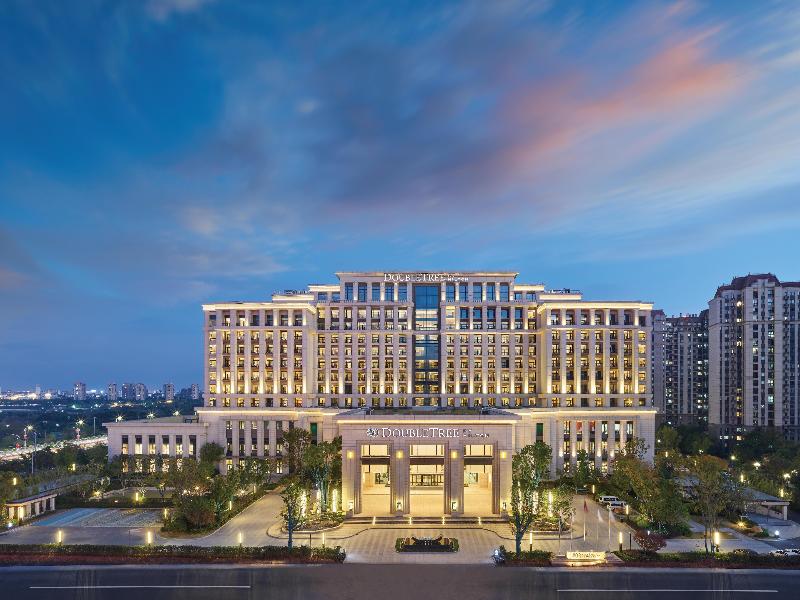 Doubletree By Hilton Quzhou — general view