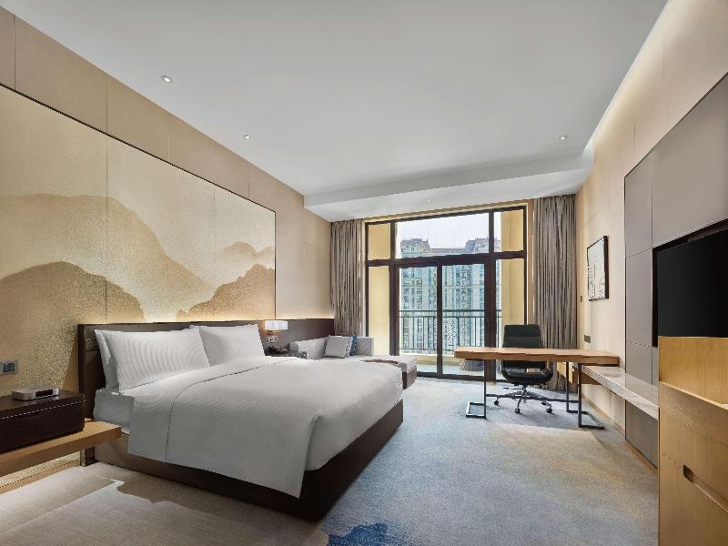 Doubletree By Hilton Quzhou image