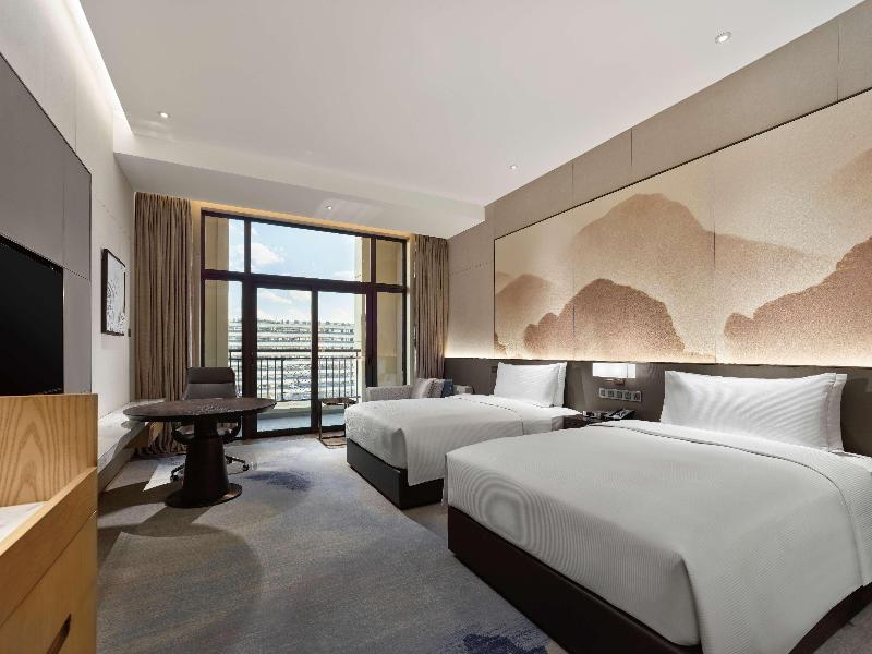 Doubletree By Hilton Quzhou image