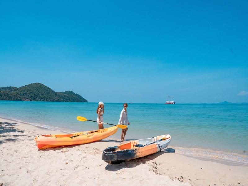 Royal Yao Yai Island Beach Resort -SHA Extra Plus+ image