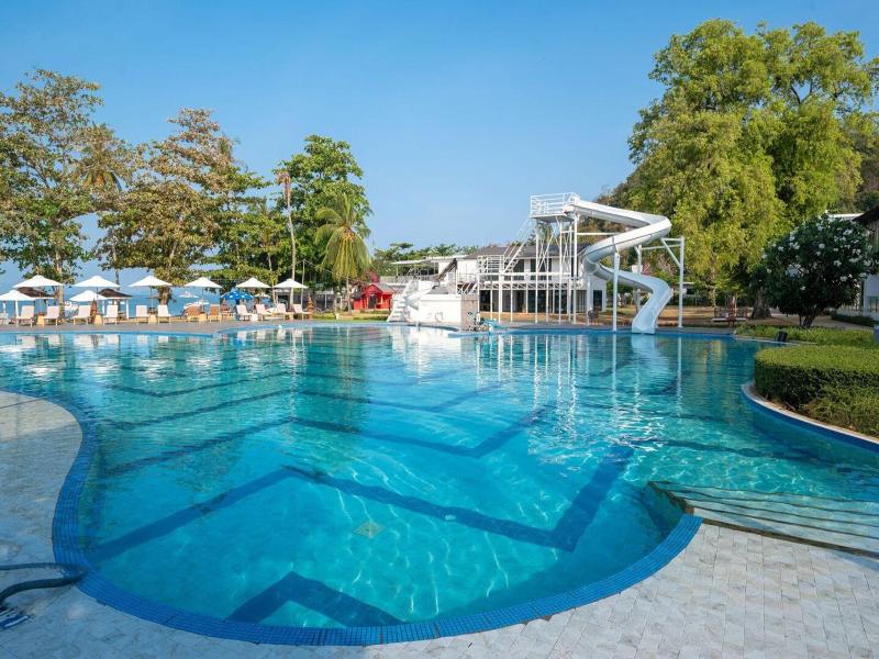 Royal Yao Yai Island Beach Resort -SHA Extra Plus+ image