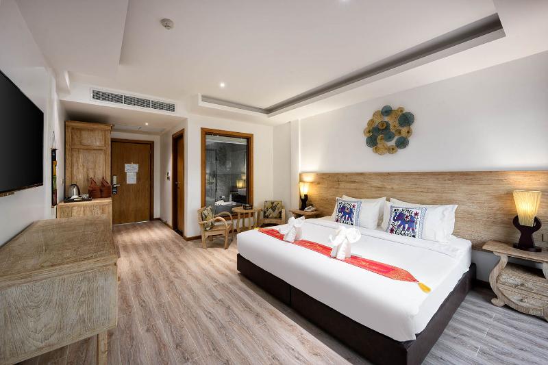 Royal Yao Yai Island Beach Resort -SHA Extra Plus+ image