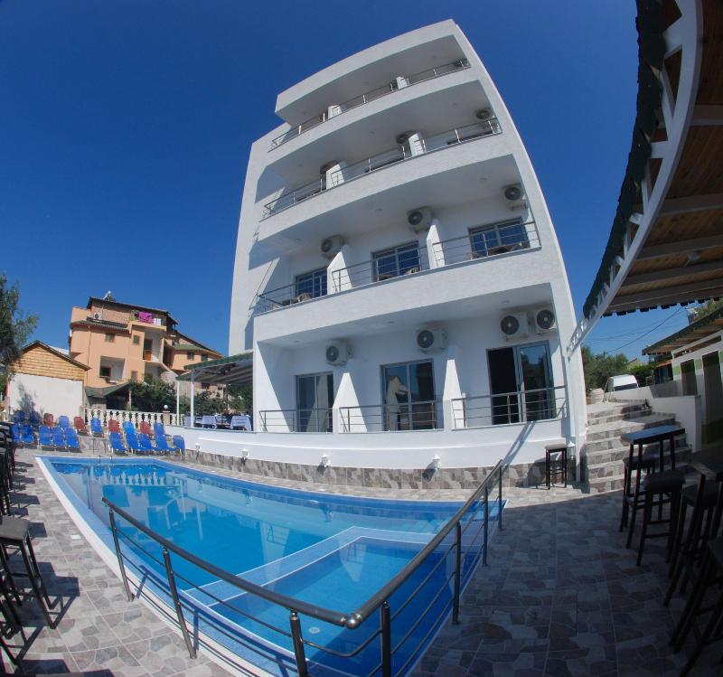 Hotel Piramida image