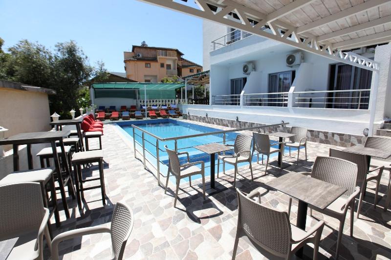 Hotel Piramida image
