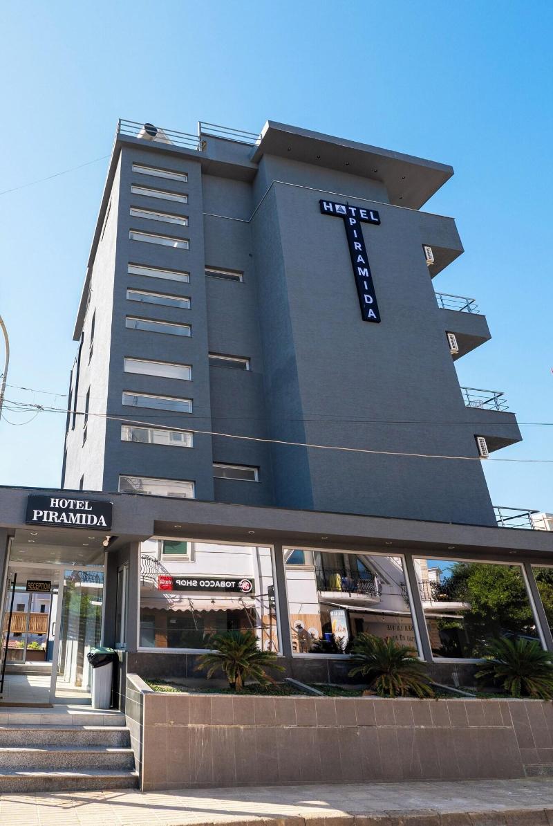 Hotel Piramida image