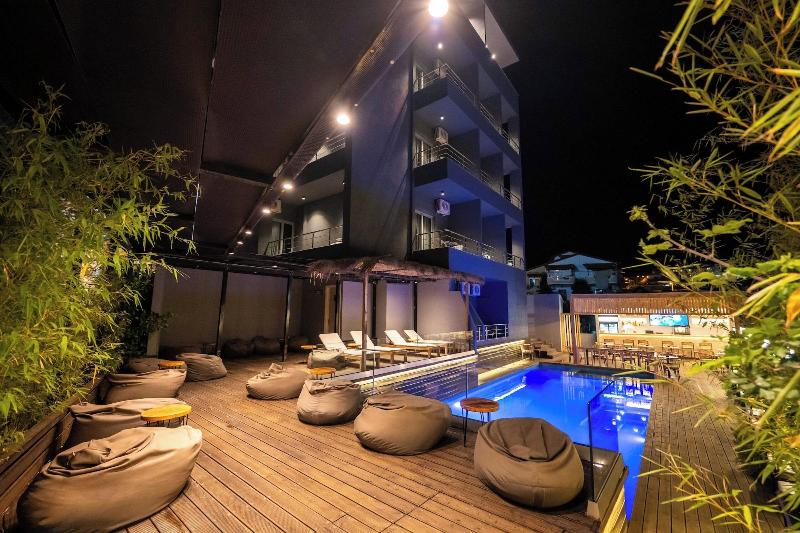 Hotel Piramida image