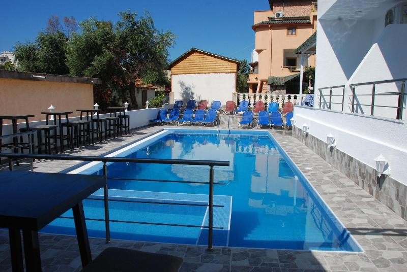 Hotel Piramida image