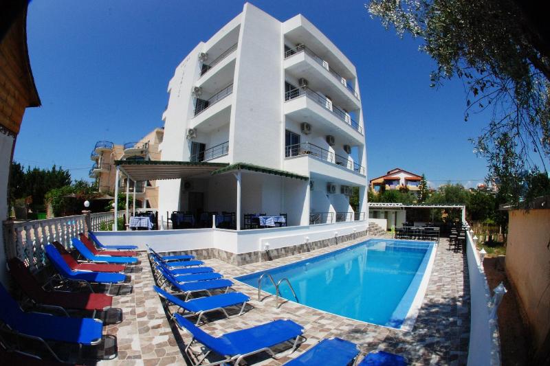 Hotel Piramida image