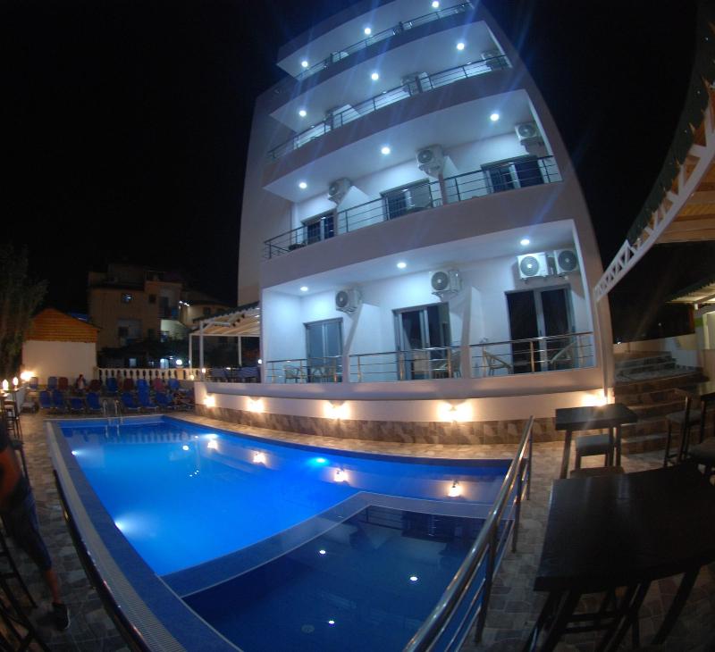 Hotel Piramida image