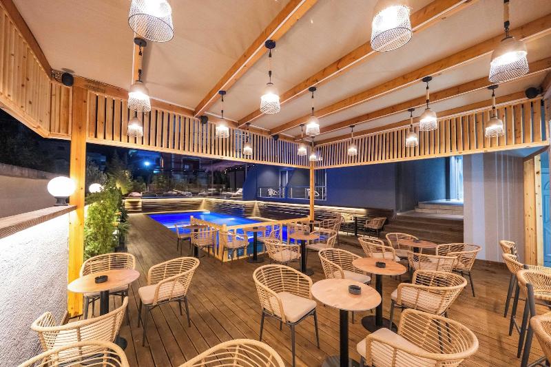 Hotel Piramida image