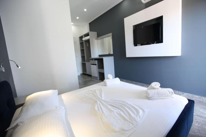 Hotel Piramida image