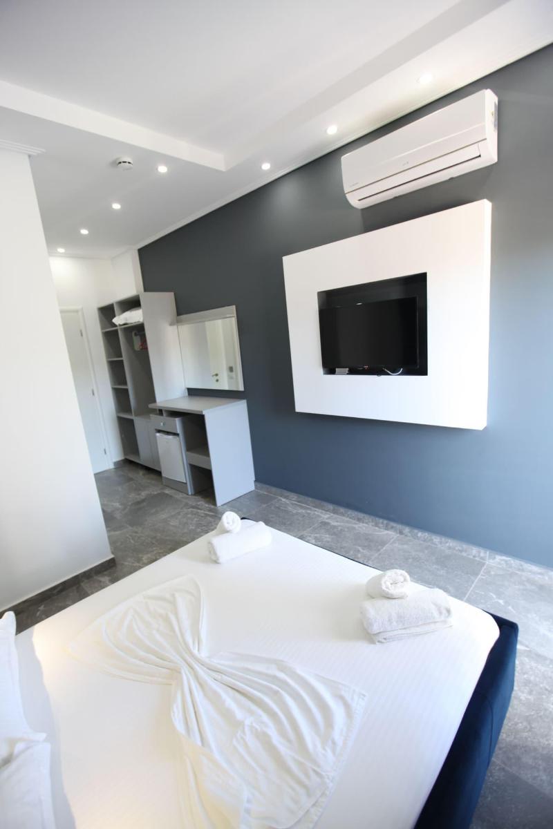 Hotel Piramida image