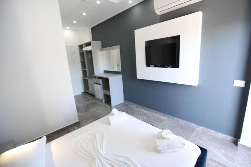 Hotel Piramida image