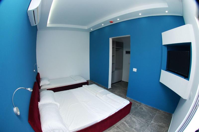 Hotel Piramida image