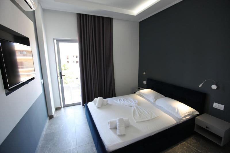 Hotel Piramida image