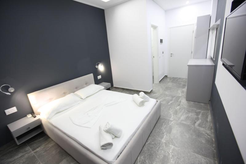 Hotel Piramida image