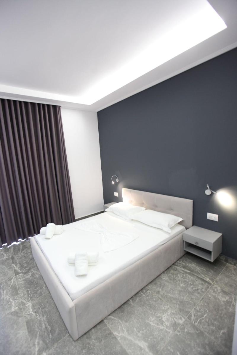 Hotel Piramida image