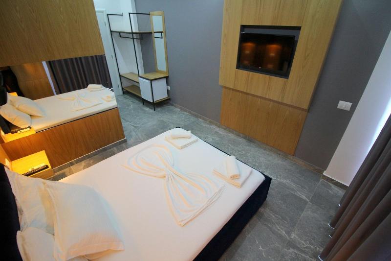 Hotel Piramida image