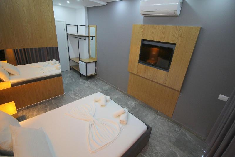 Hotel Piramida image