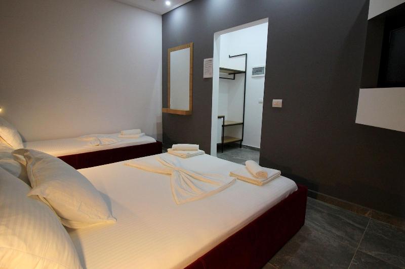 Hotel Piramida image