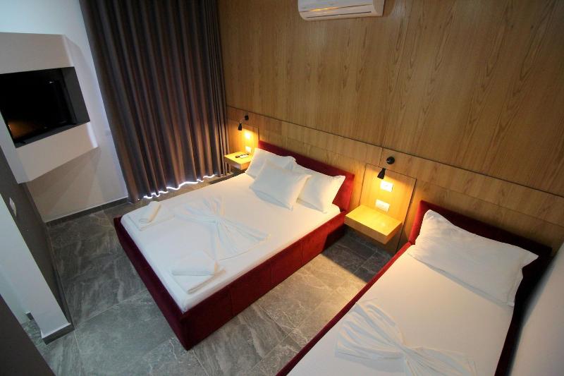 Hotel Piramida image