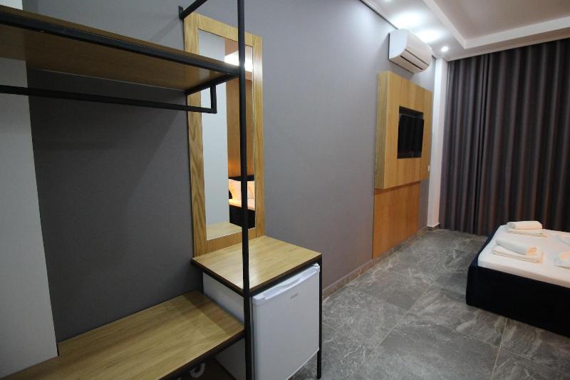Hotel Piramida image