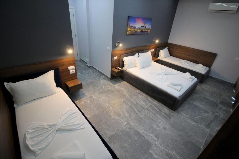 Hotel Piramida image