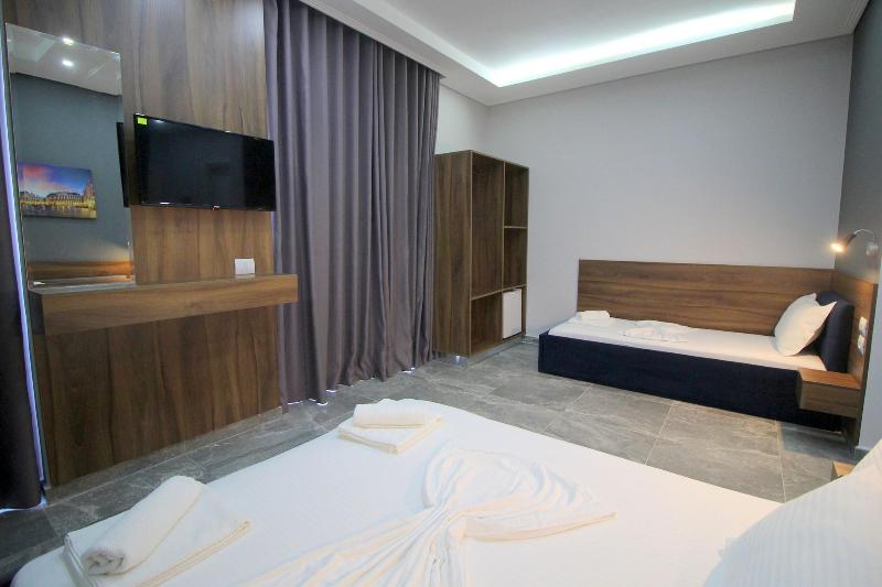Hotel Piramida image