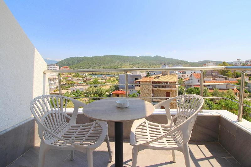 Hotel Piramida image