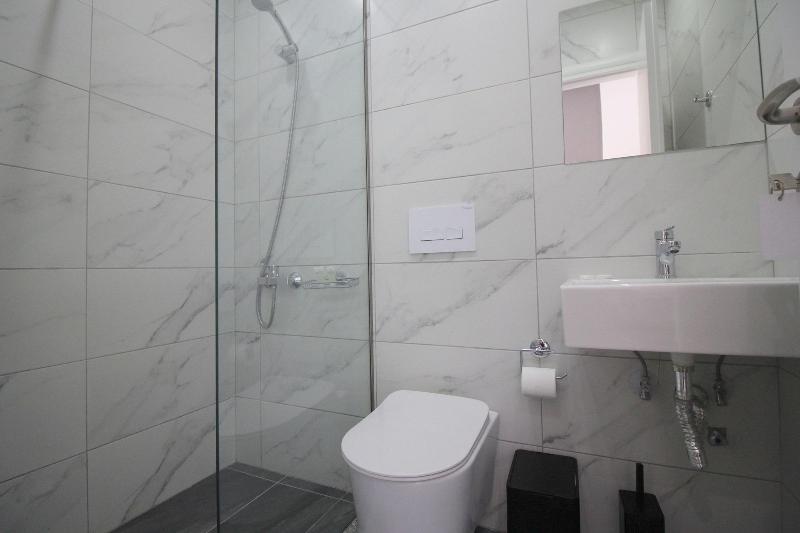 Hotel Piramida image