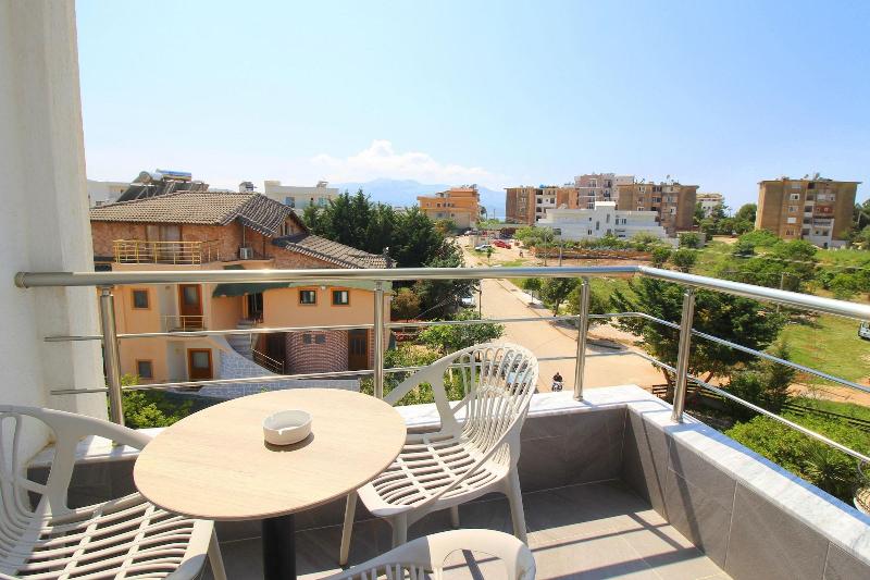 Hotel Piramida image