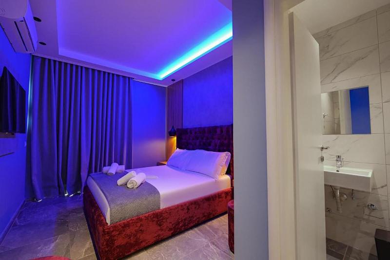 Hotel Piramida image