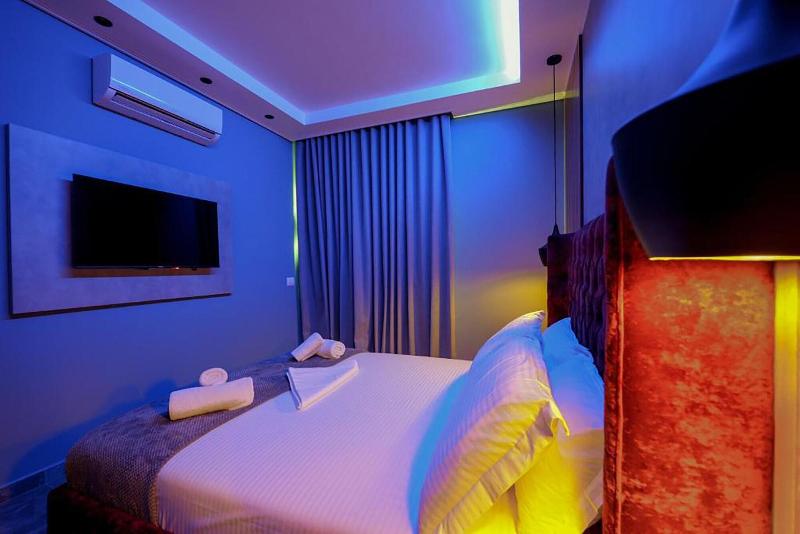 Hotel Piramida image