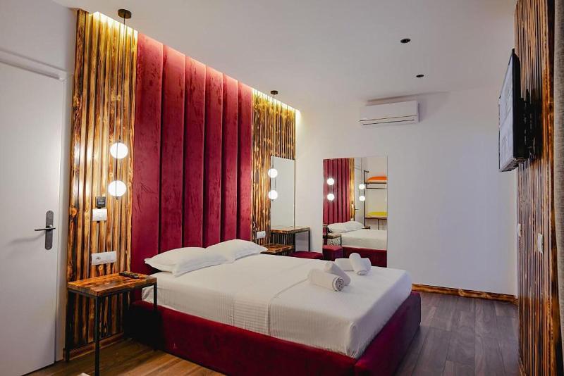 Hotel Piramida image