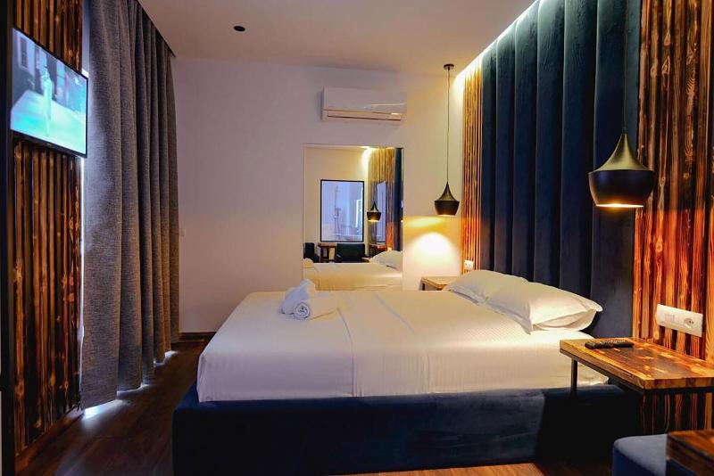 Hotel Piramida image