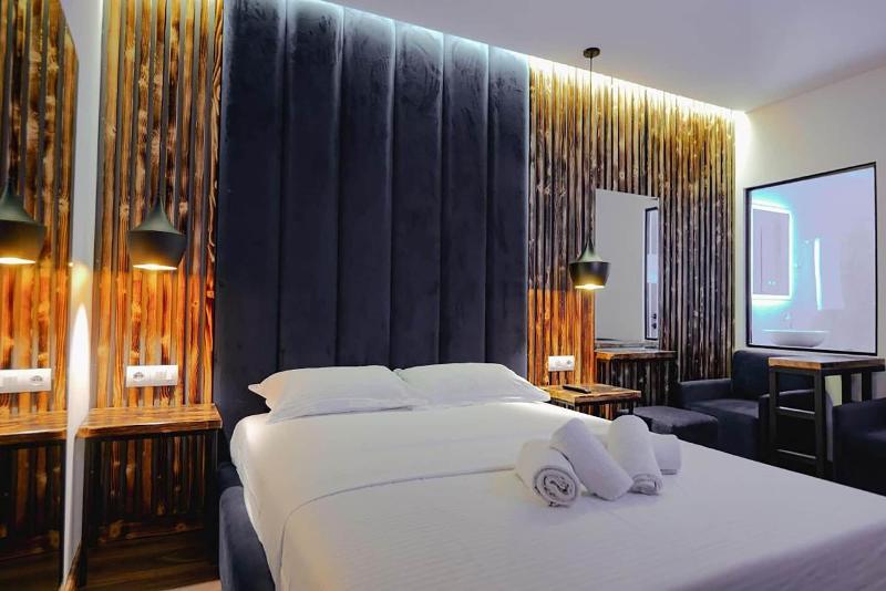 Hotel Piramida image