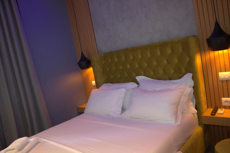 Hotel Piramida image
