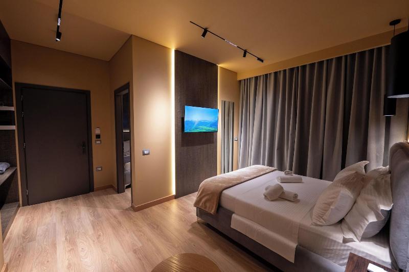 Hotel Piramida image