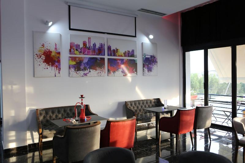 Lounge Bar & Hotel New York image