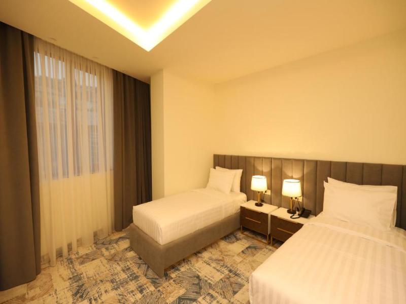 Venice Hotel image